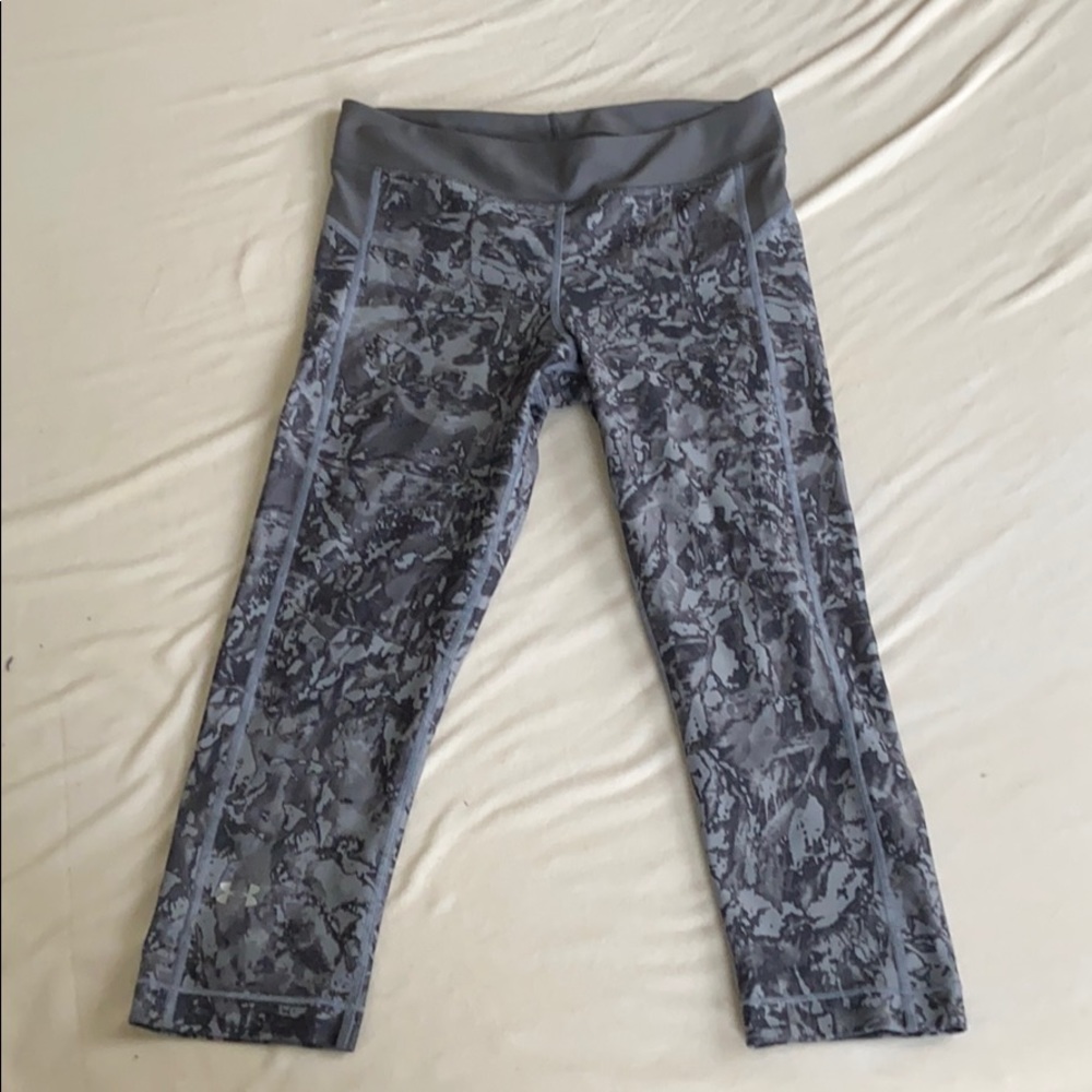 Grey Capri Leggings